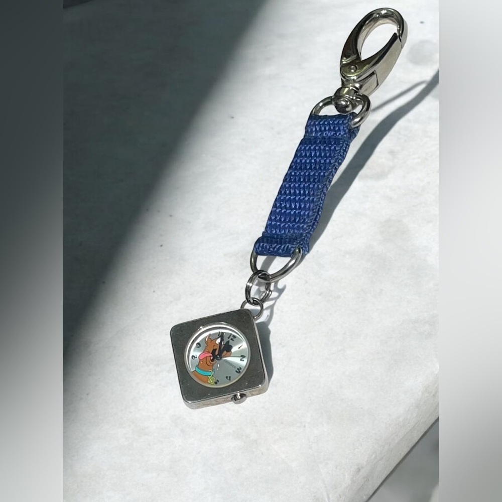 1999 Armitron Scooby Doo Hanna Barbera Key Chain Pocket Watch